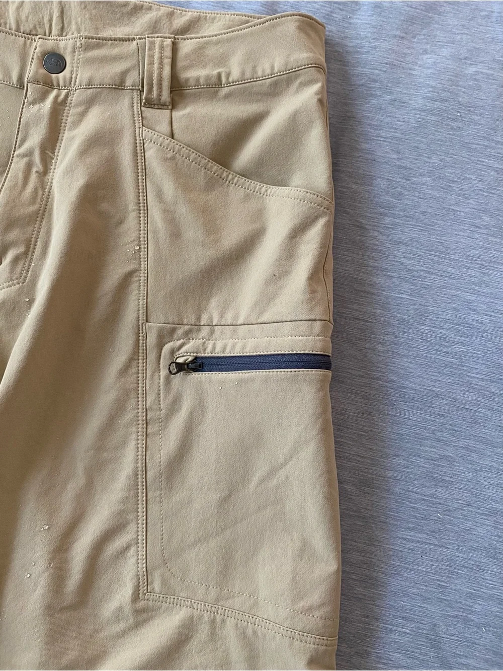The North Face Men's Cargo Shorts Size 32 Color Tan